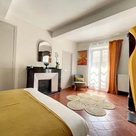 L'oiseau Bleu Merle Bleu 3* Roubia